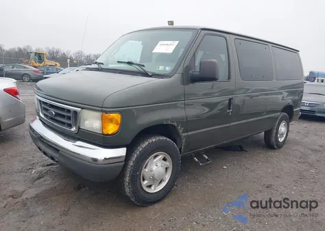 2005 Ford E-350 Super Duty Chateau/Xl/Xlt z USA, uszkodzony, nr VIN 1FBNE31L85HA98886